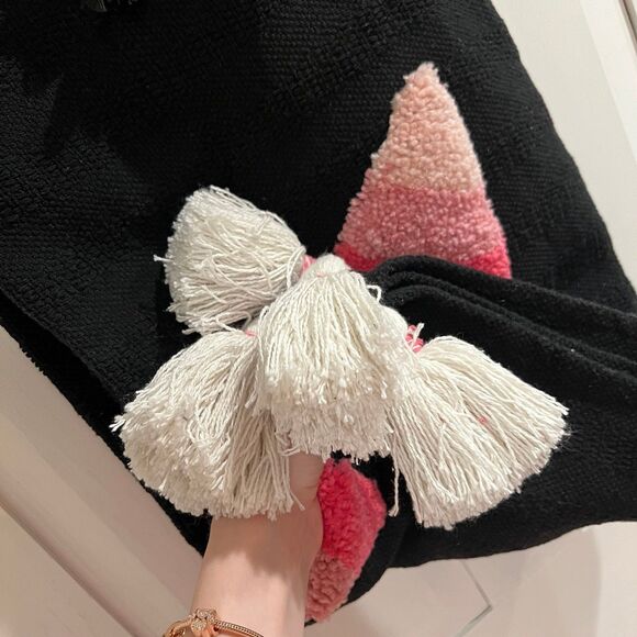 Isaac Mizrahi Pink Candy Corn Pillows + Matching Rachel Zoe Halloween Blanket - Picture 5 of 7